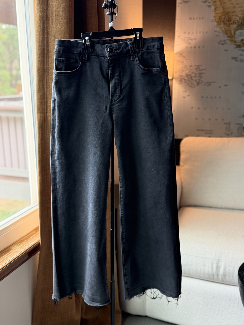 KUT from the Kloth Meg Fab Ab Light Black Wide-Leg Raw Hem Jeans